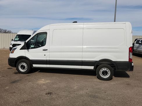 New 2026 Ford Transit 250 148 Medium Roof RWD image 2