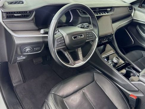 Used 2021 Jeep Grand Cherokee L Limited image 10