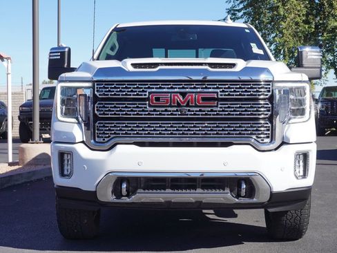 Certified 2022 GMC Sierra 2500 Denali image 5