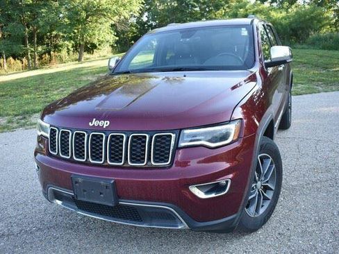 Used 2018 Jeep Grand Cherokee Limited AWD/4WD image 12