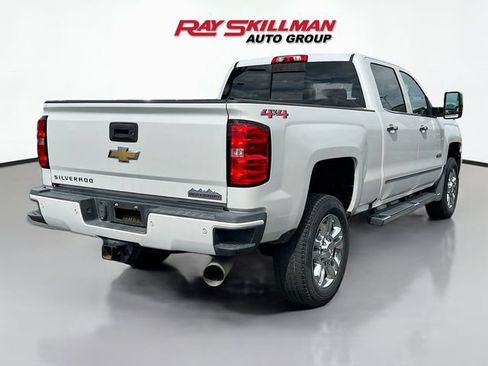 Used 2018 Chevrolet Silverado 2500 High Country w/ Duramax Plus Package AWD/4WD image 7