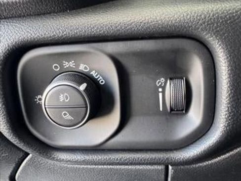 New 2026 RAM 2500 Tradesman AWD/4WD image 46