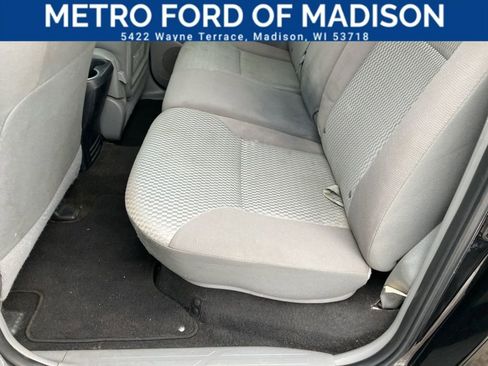 Used 2013 Toyota Tacoma Base image 38