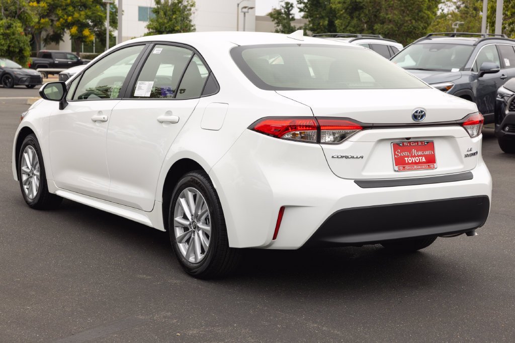New 2027 Toyota Corolla LE w/ LE Premium Package FWD image 6