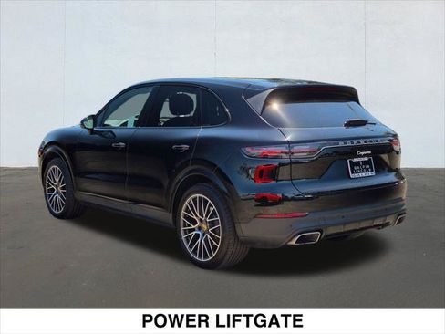 Used 2021 Porsche Cayenne AWD/4WD image 3
