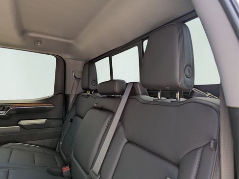 New 2025 GMC Sierra 1500 Denali w/ Denali Reserve Package image 16