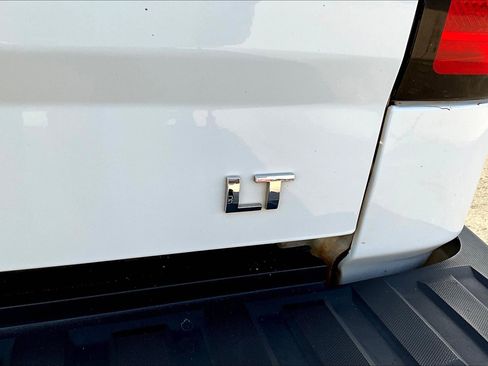 Used 2018 Chevrolet Silverado 1500 LT w/ Texas Edition image 27