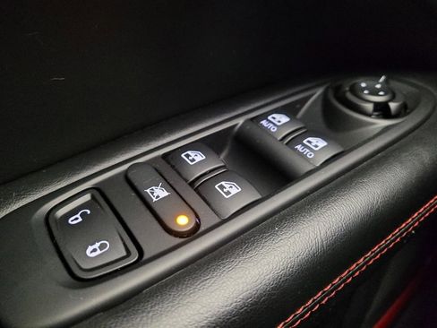 Used 2021 Jeep Compass Trailhawk AWD/4WD image 27