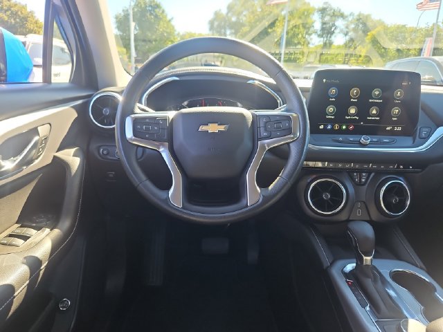 Used 2024 Chevrolet Blazer LT w/ Convenience Package FWD image 14
