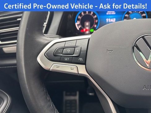 Certified 2024 Volkswagen Atlas Cross Sport SEL R-Line AWD/4WD image 17