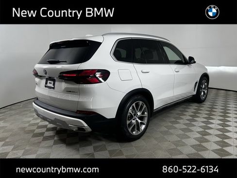 New 2026 BMW X5 xDrive50e w/ Climate Comfort Package image 7