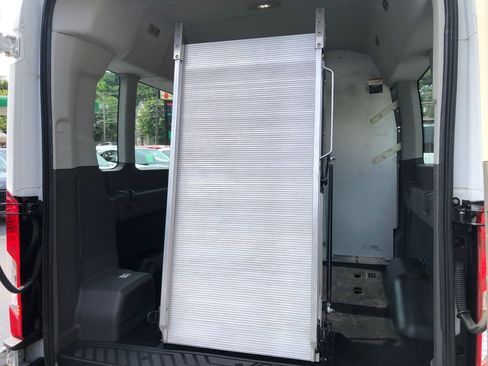 Used 2023 Ford Transit 350 XLT RWD image 24