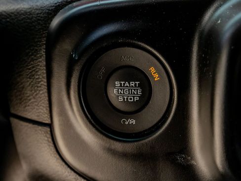 Used 2022 Jeep Wrangler Unlimited Rubicon w/ Steel Bumper Group image 22