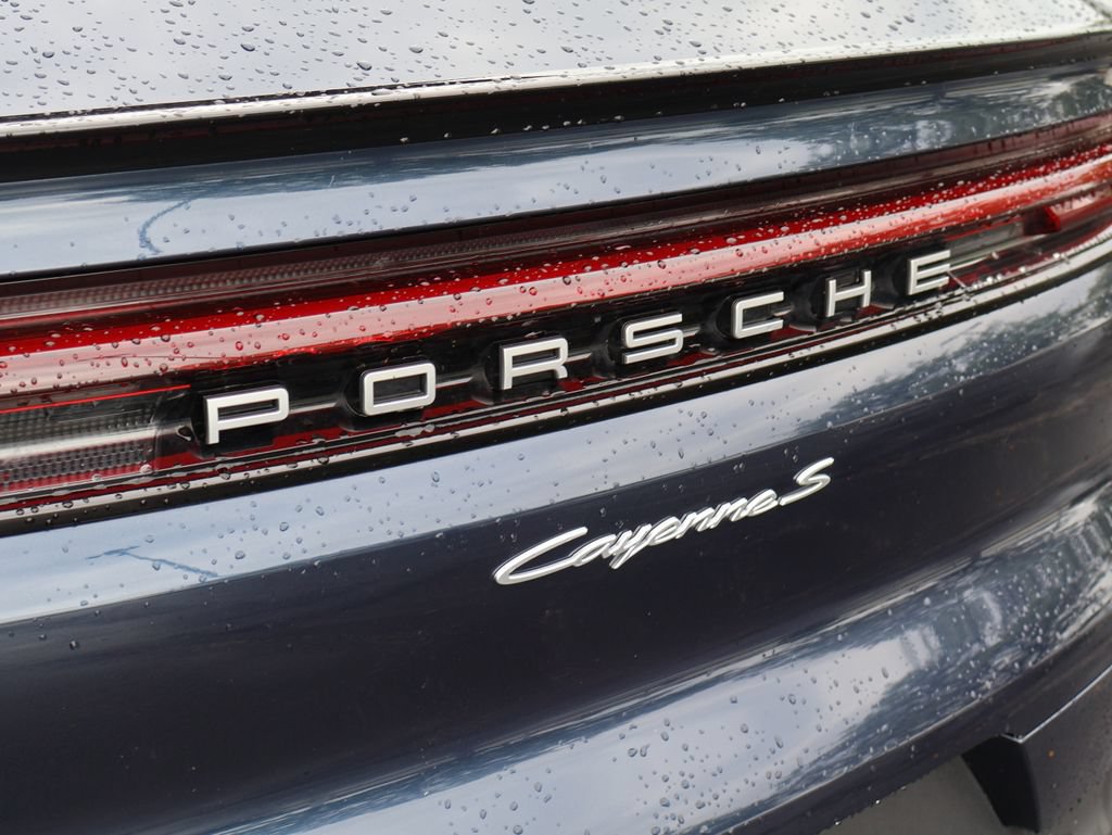 Certified 2024 Porsche Cayenne S AWD/4WD image 6