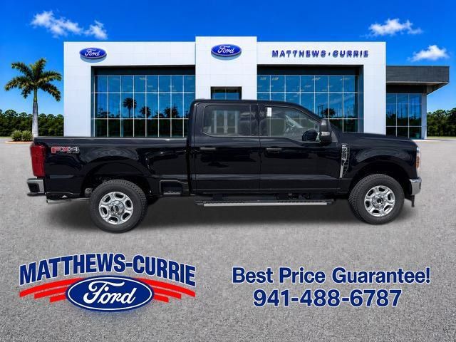 New 2026 Ford F250 XLT w/ FX4 Off-Road Package AWD/4WD image 3