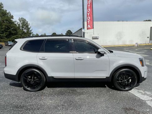 Used 2023 Kia Telluride SX X-Line AWD/4WD image 2