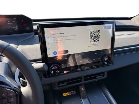 New 2026 Subaru Solterra Premium image 12