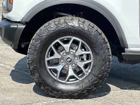 Certified 2025 Ford Bronco Badlands AWD/4WD image 25
