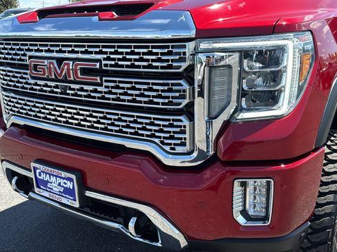 Used 2021 GMC Sierra 2500 Denali w/ Denali Ultimate Package AWD/4WD image 9