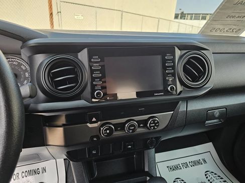 Used 2022 Toyota Tacoma SR RWD image 23