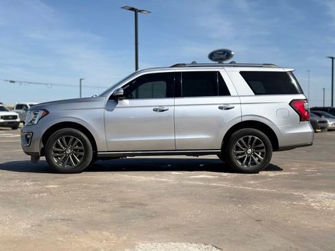 Used 2021 Ford Expedition Limited image 5