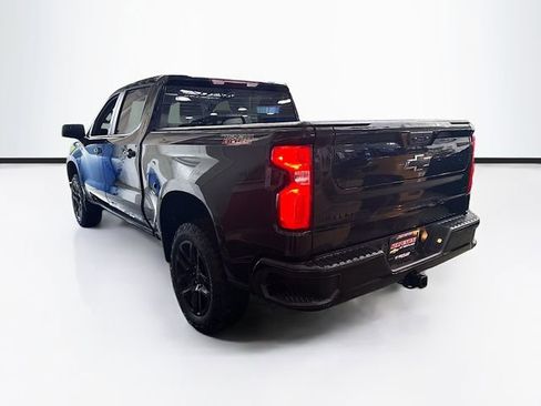 Used 2023 Chevrolet Silverado 1500 LT Trail Boss w/ LPO, Dark Essentials Package AWD/4WD image 8