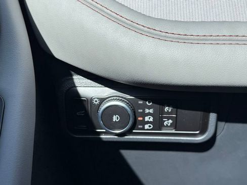 Used 2026 Ford Explorer Active w/ Active Comfort Package AWD/4WD image 24