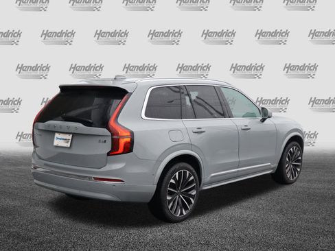 Certified 2025 Volvo XC90 B6 Plus image 10