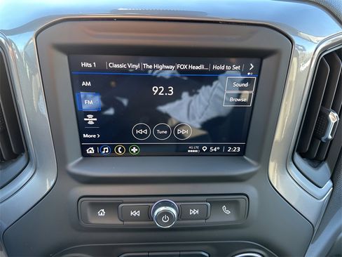 Used 2025 Chevrolet Silverado 1500 Custom image 16