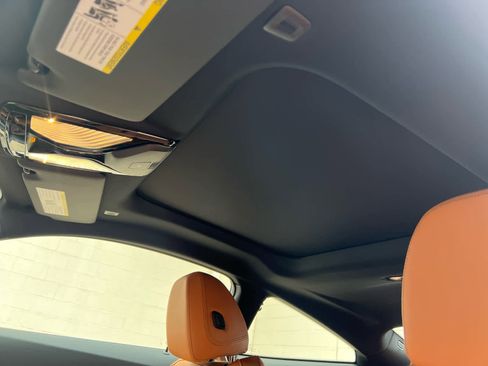 Used 2025 BMW 430i xDrive Coupe w/ Premium Package image 11