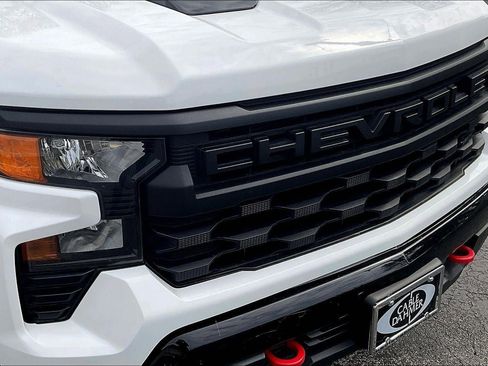 Used 2023 Chevrolet Silverado 1500 Custom Trail Boss w/ LPO, Dark Essentials Package image 30