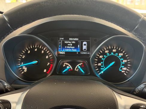 Used 2014 Ford Escape SE w/ Equipment Group 201A FWD image 31