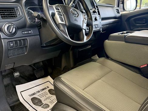 Used 2021 Nissan Titan S w/ S Utility Package RWD image 13
