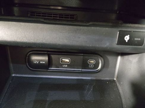 Certified 2025 Kia Seltos EX image 29