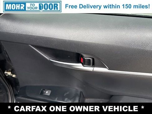 Used 2019 Toyota Camry SE image 31