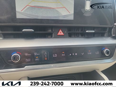 Used 2023 Kia Sportage EX FWD image 30