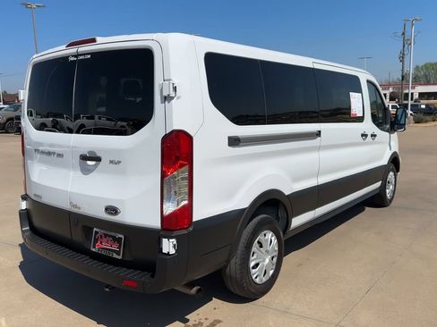 Used 2023 Ford Transit 350 XLT image 7
