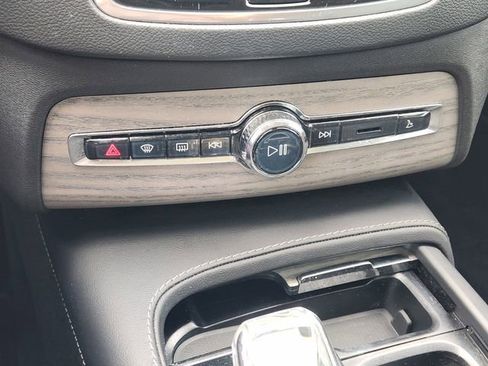 Used 2023 Volvo XC90 B6 Ultimate image 20