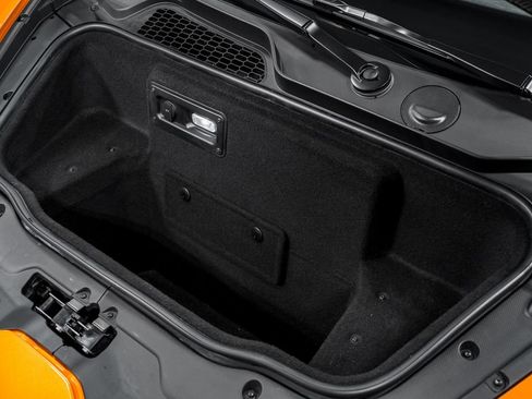 Used 2023 Lamborghini Huracan Tecnica RWD image 44