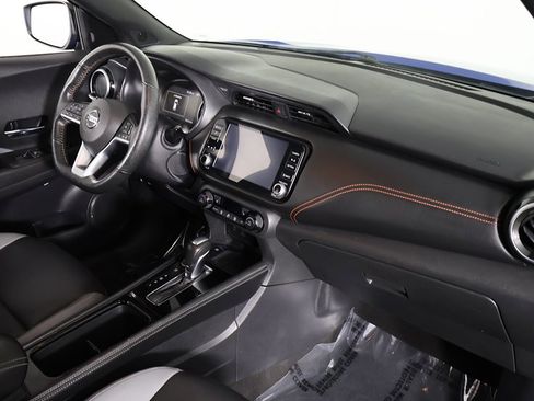 Used 2021 Nissan Kicks SR w/ SR Premium Package image 25