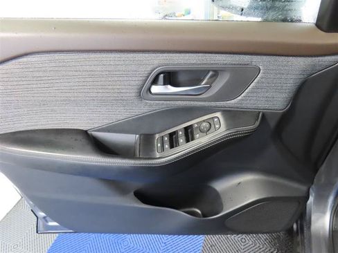 Used 2023 Nissan Rogue SV AWD/4WD image 15