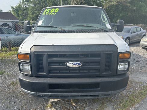 Used 2010 Ford E-150 and Econoline 150 image 9