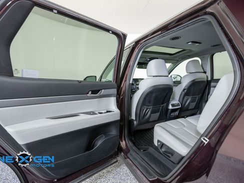 Used 2022 Hyundai Palisade SEL w/ 8P Bench Seat Package AWD/4WD image 25