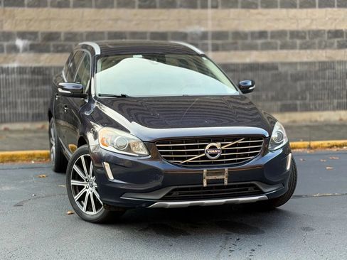Used 2017 Volvo XC60 T6 Inscription w/ Climate Package AWD/4WD image 6