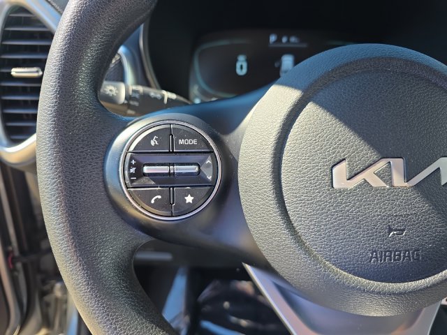 Used 2024 Kia Soul LX w/ Option Group 015 FWD image 20