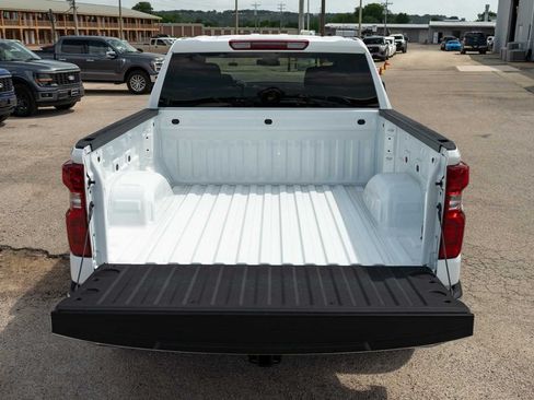 Used 2025 Chevrolet Silverado 1500 LT RWD image 8