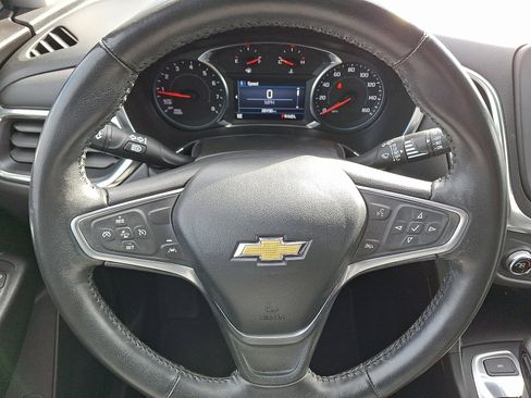 Certified 2022 Chevrolet Equinox LT image 18