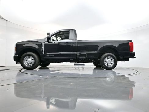 New 2026 Ford F250 XL w/ XL Driver Assist Package RWD image 29