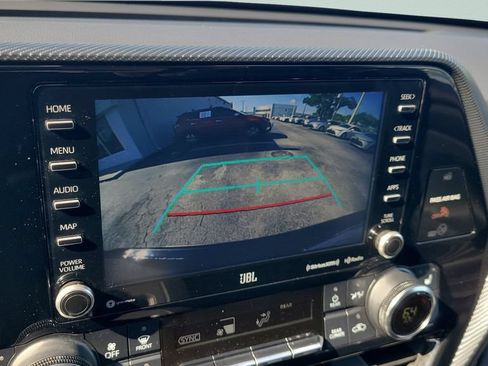 Used 2022 Toyota Highlander XSE FWD image 18
