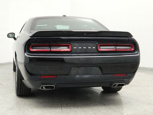 Used 2022 Dodge Challenger GT image 4
